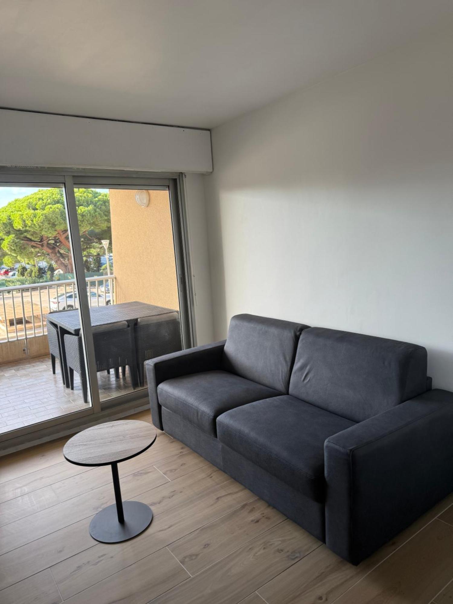 Apartamento Super studio sur le port de Hyères Exterior foto